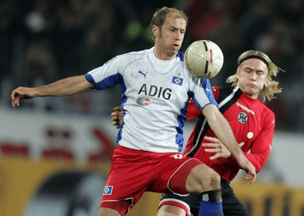 中提升全队 中提升全队