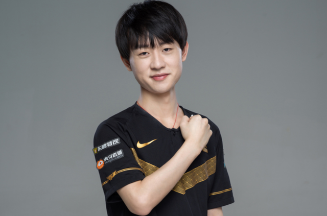 综合来看 综合来看